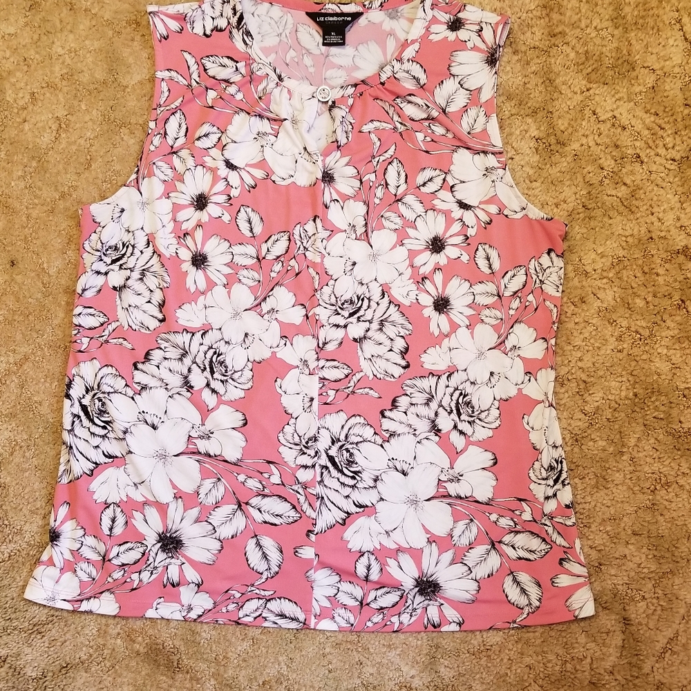Liz Claiborne women's short sleeve top